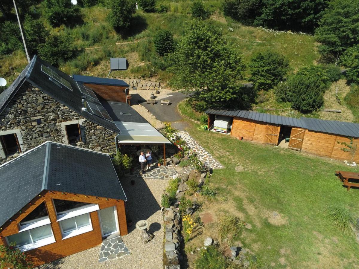 Chambres D'Hotes Le Lepadou-Bas Saint-Chély-dʼAubrac Exterior foto